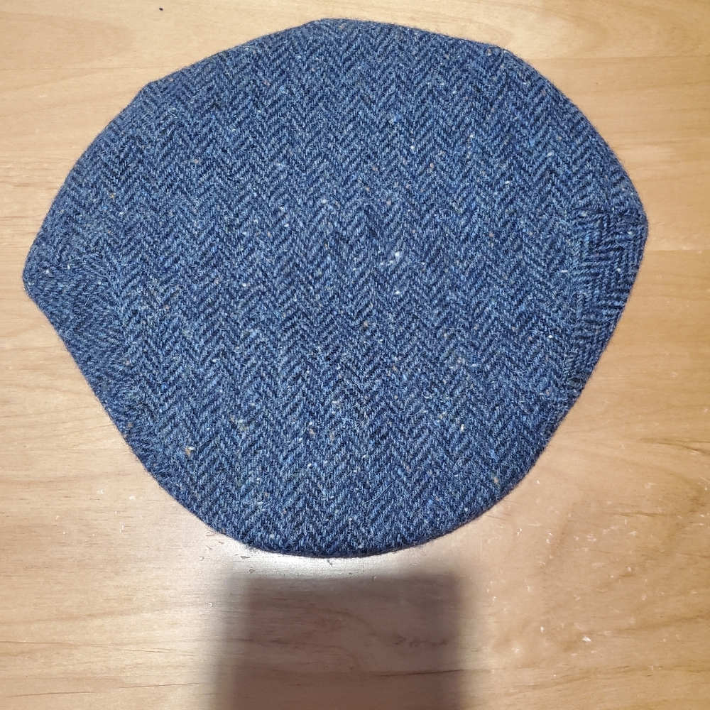 Donegal tweed flat cap. Wool cap made in Ireland